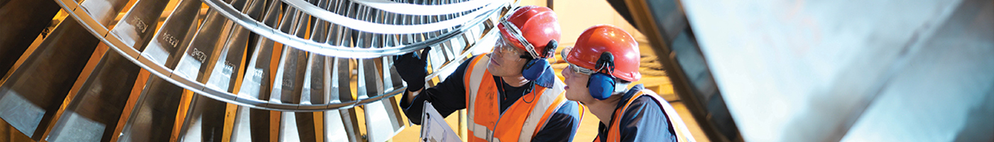 Turbine maintenance worker