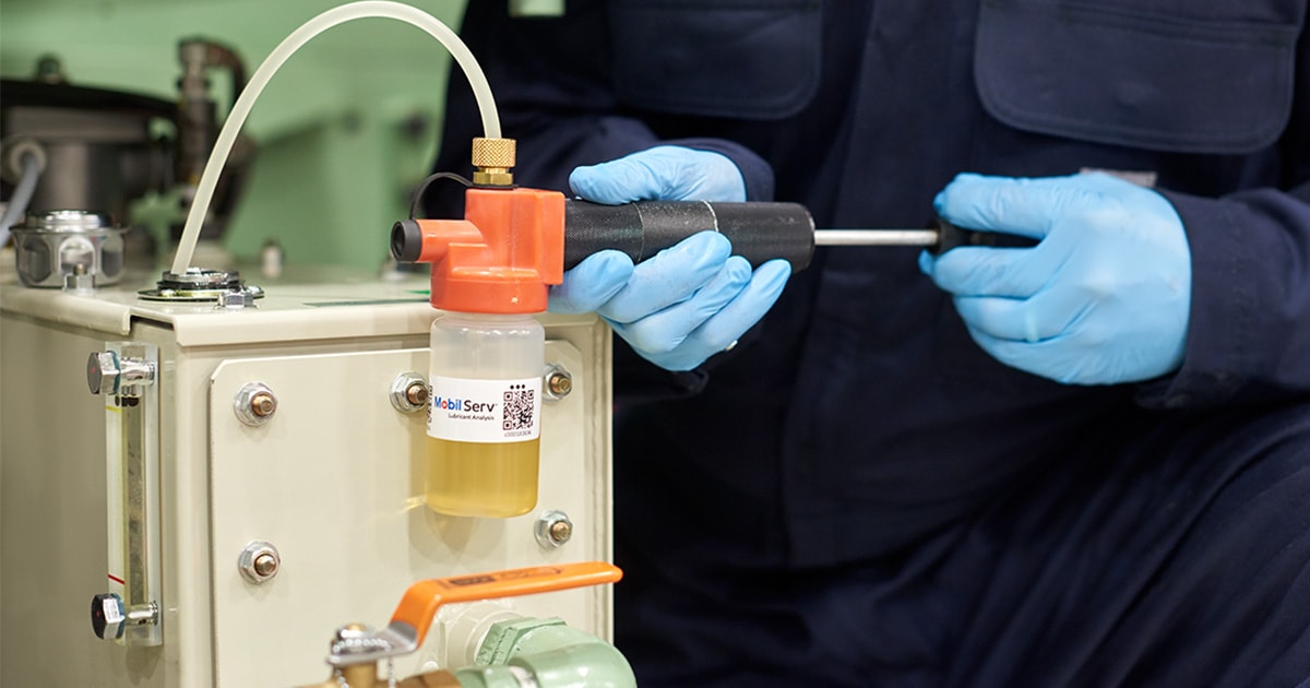 Contamination Control Oil Analysis Mobil™